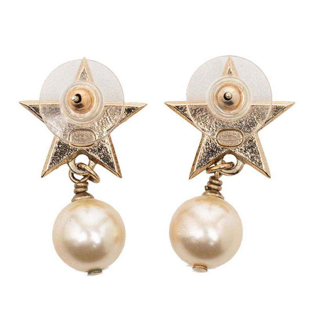 CHANEL Authentic Green Pearl Logo Earrings - Picture 2 of 4